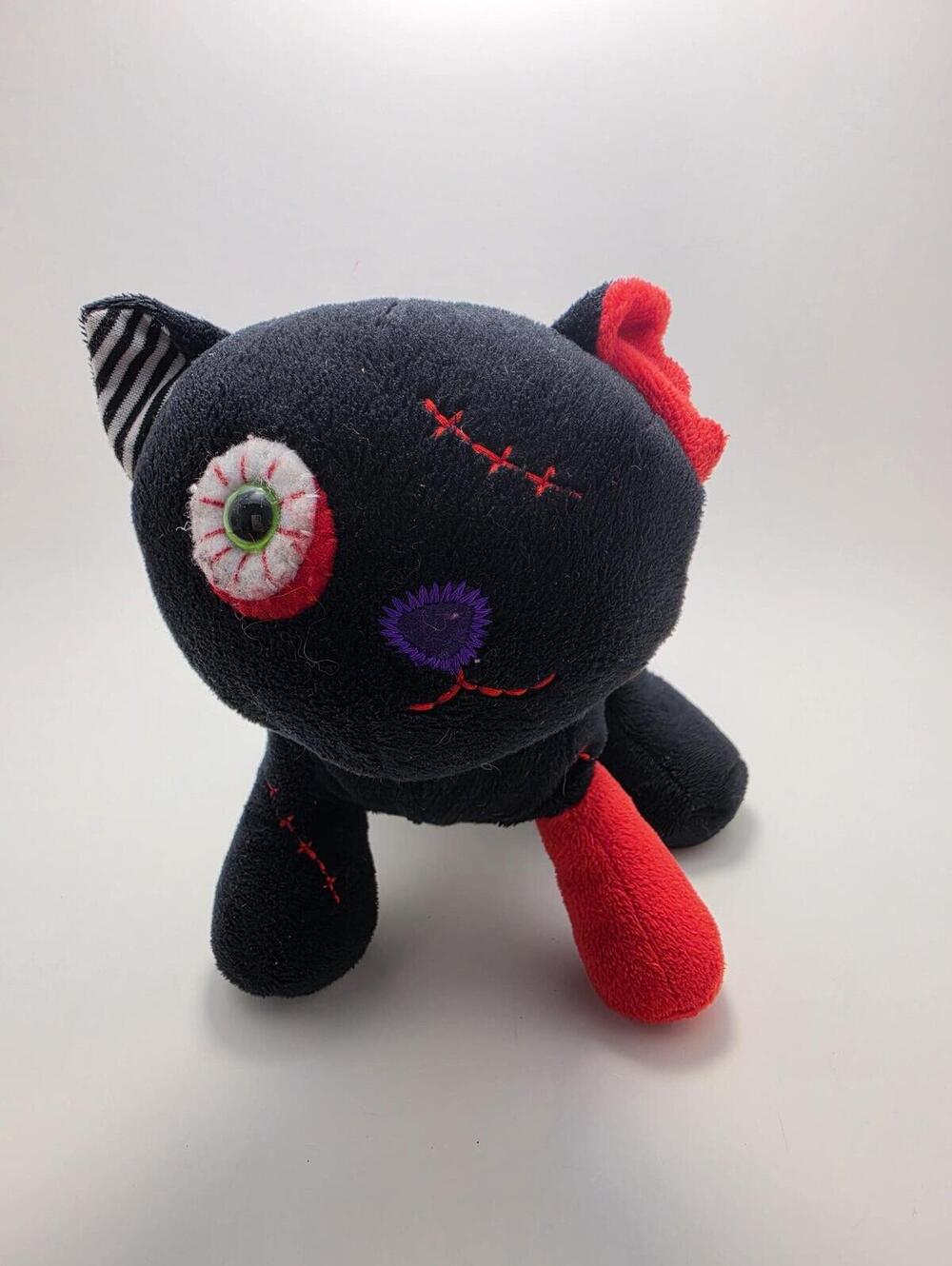 Ganz Zombiology Cat Plush Cat Patchwork Eye (9 inch)